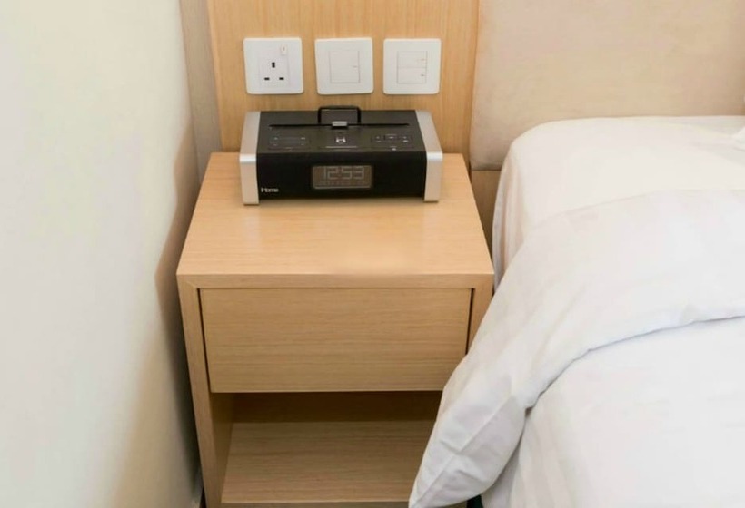 اتاق اجرایی, Panda