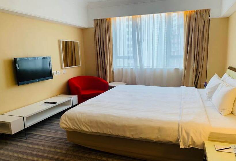 سوییت لوکس, Panda