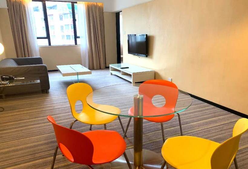 سوییت لوکس, Panda