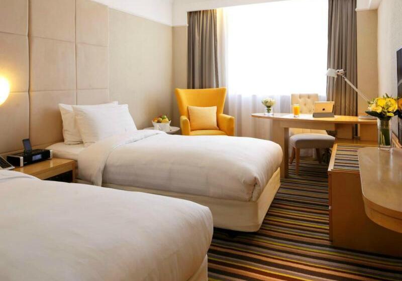 اتاق اجرایی, Panda