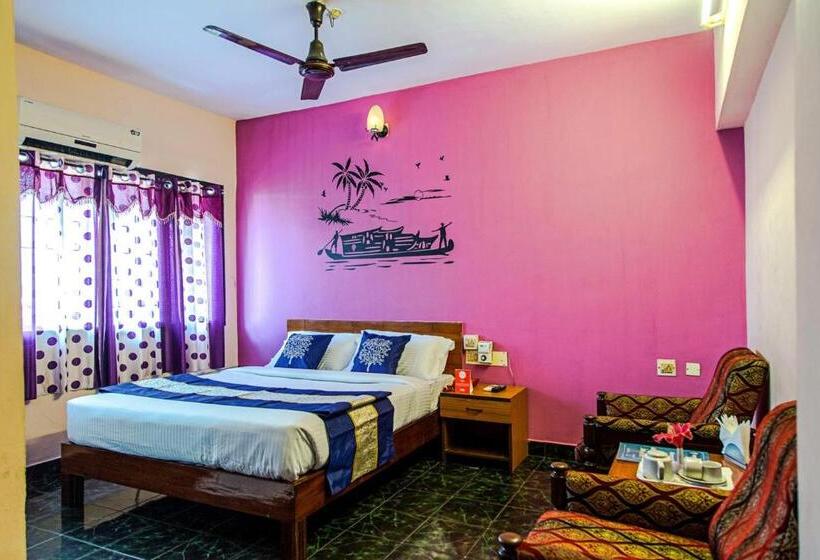 חדר דלוקס לשלושה, Silver Sand