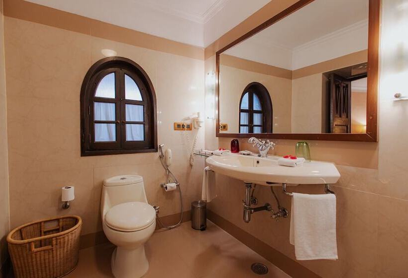 غرفة ديلوكس, Ajit Bhawan   A Palace Resort