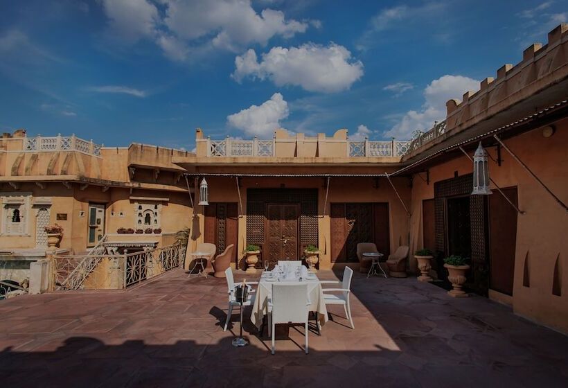 غرفة ديلوكس, Ajit Bhawan   A Palace Resort