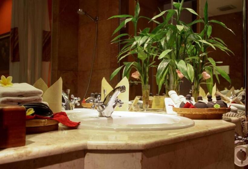 Номер Superior, Tugu Malang   Chse Certified