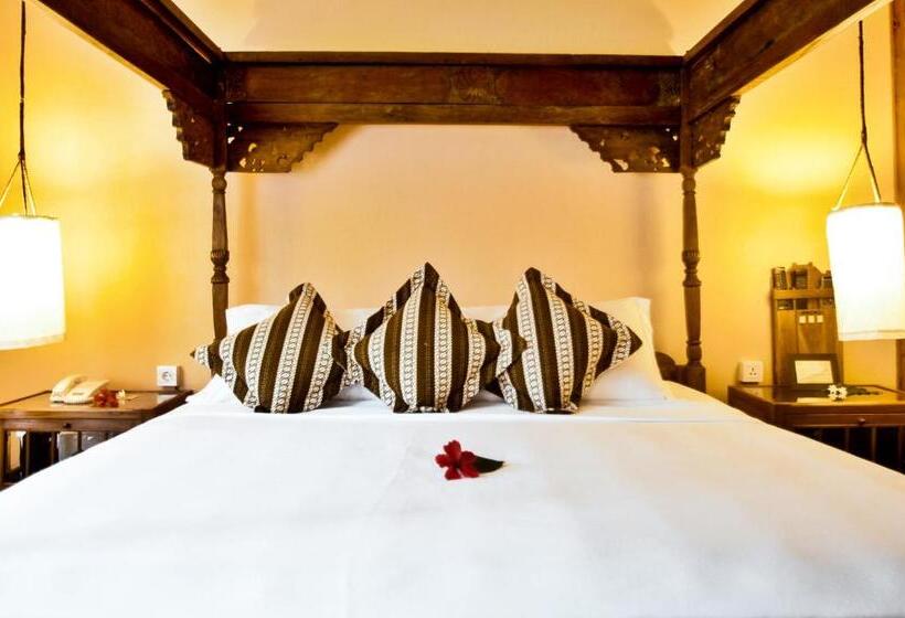 Люкс, Tugu Malang   Chse Certified