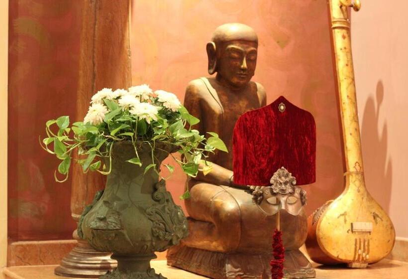 Номер Стандарт, Tugu Malang   Chse Certified