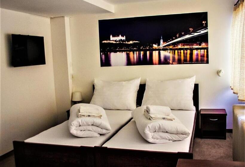 اتاق استاندارد, Botel Gracia