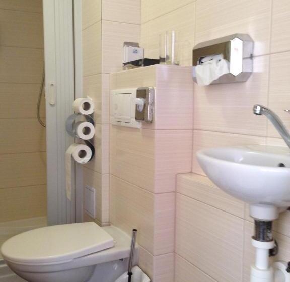 اتاق استاندارد, Botel Gracia