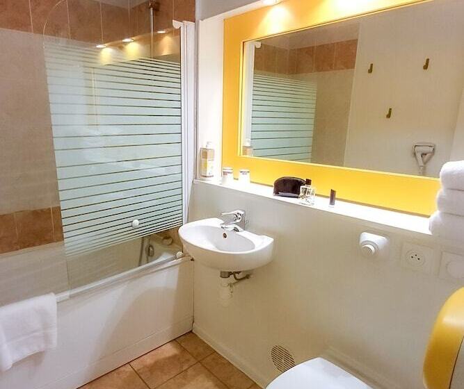 Номер Стандарт, Greet Hotel Belleville En Beaujolais A6