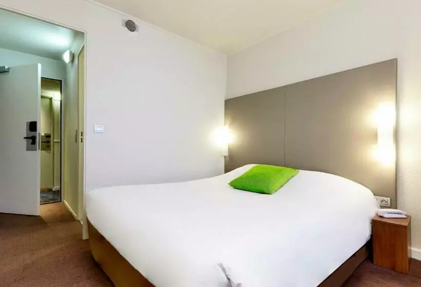 ダブルベッドスタンダードルーム, Campanile Paris Est Porte De Bagnolet