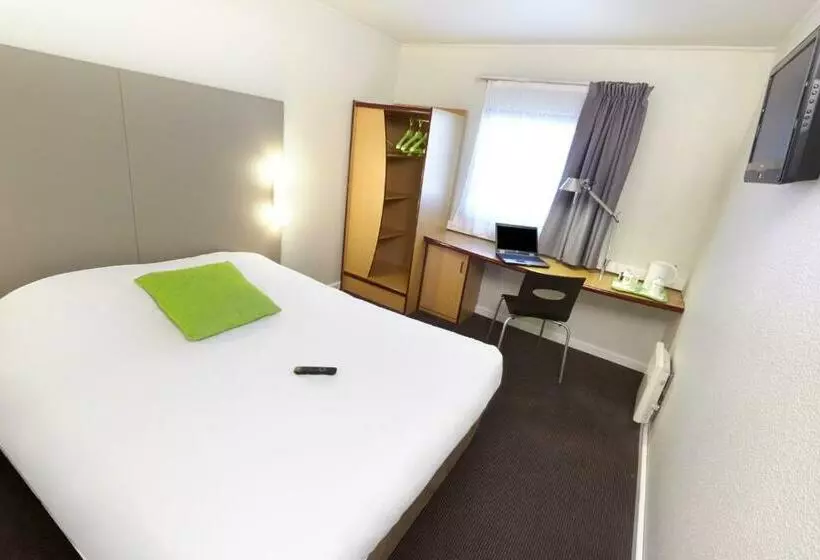 ダブルベッドスタンダードルーム, Campanile Paris Est Porte De Bagnolet