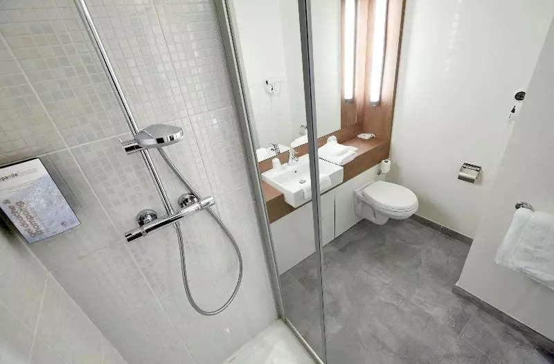 スタンダード４人部屋, Campanile Paris Ouest Chaville