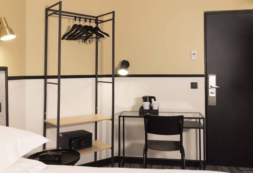 クラシックルーム, De L'aqueduc