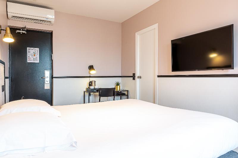 クラシックルーム, De L'aqueduc