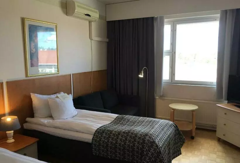 スタンダードルーム, Finlandia Hotel Fooninki