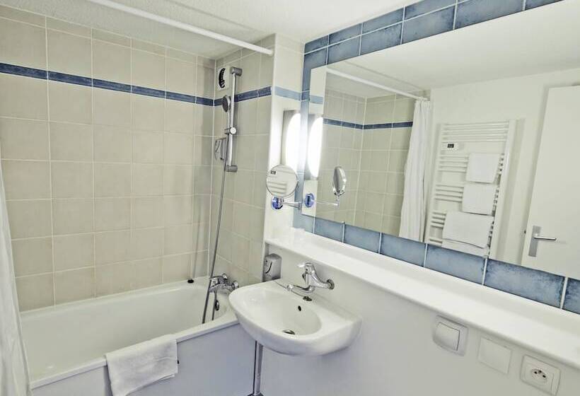 수피리어 룸, Kyriad Lisieux