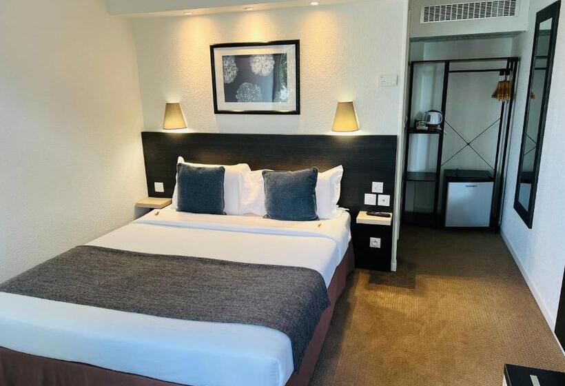 스탠다드 룸, Kyriad Lisieux