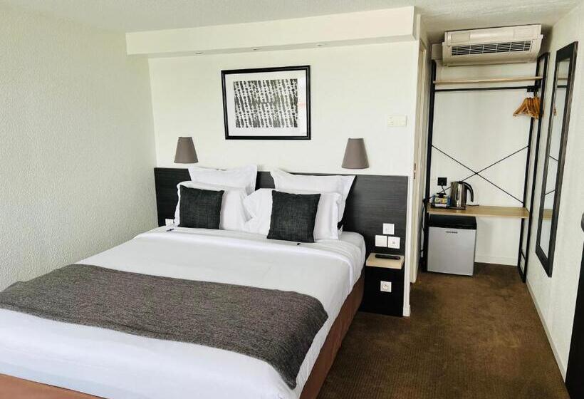 스탠다드 룸, Kyriad Lisieux