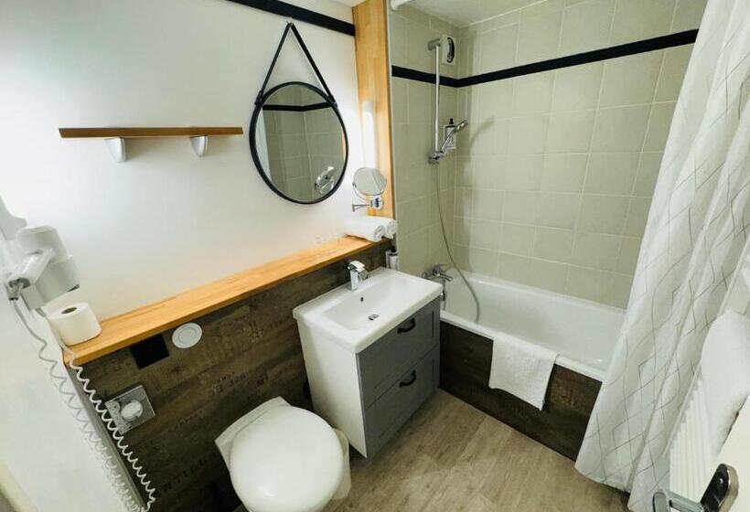 수피리어 룸, Kyriad Lisieux