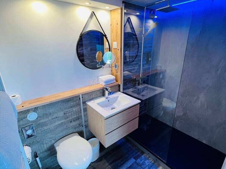 수피리어 룸, Kyriad Lisieux