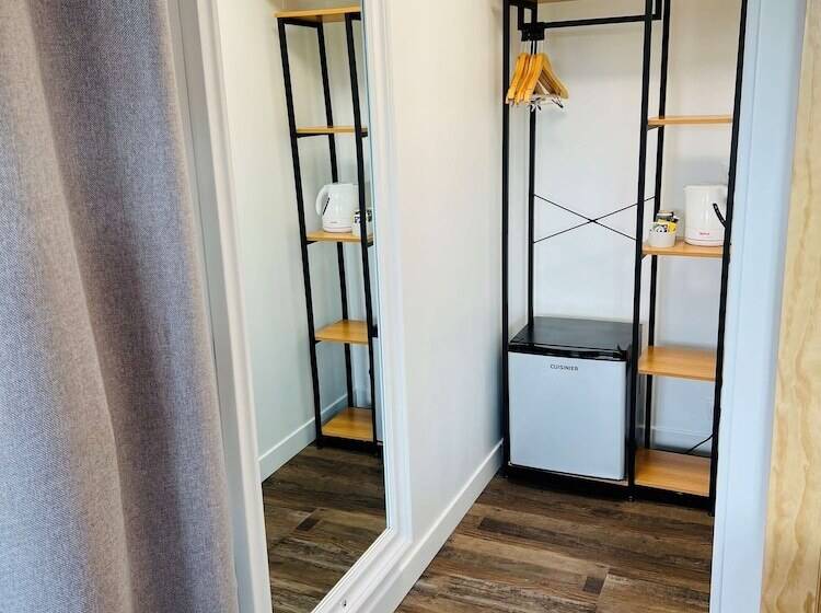 수피리어 룸, Kyriad Lisieux