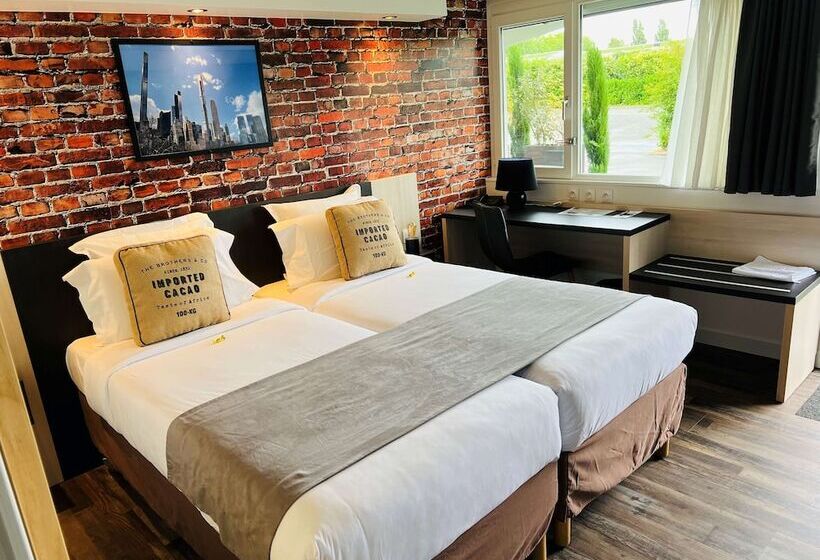 수피리어 룸, Kyriad Lisieux