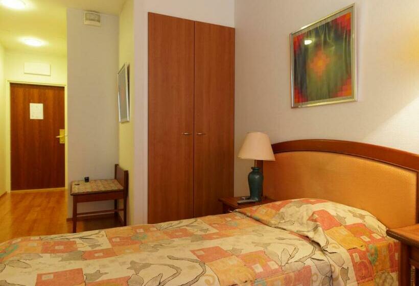 Номер Стандарт Индивидуальный, Laitilan Kievari