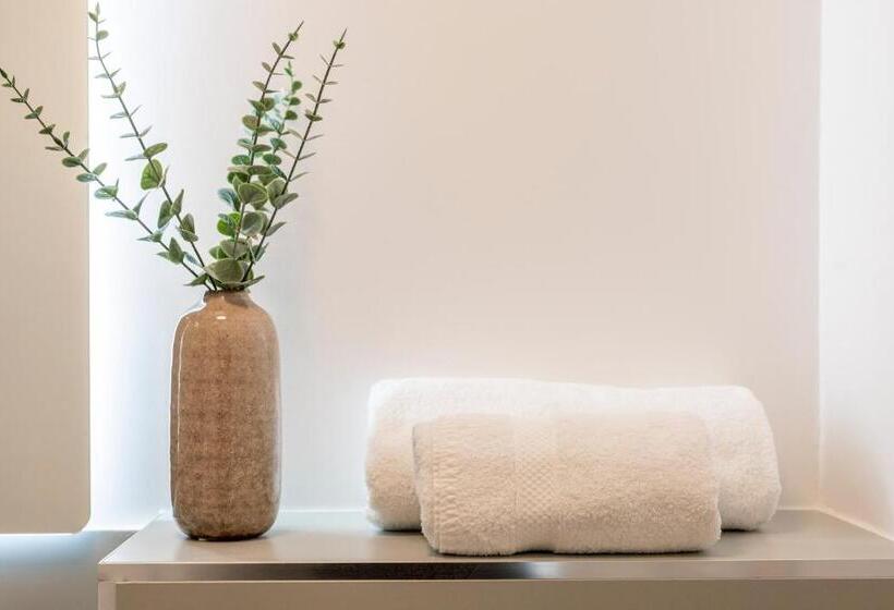 スタンダードシングルルーム, Le Bastille By Sweett