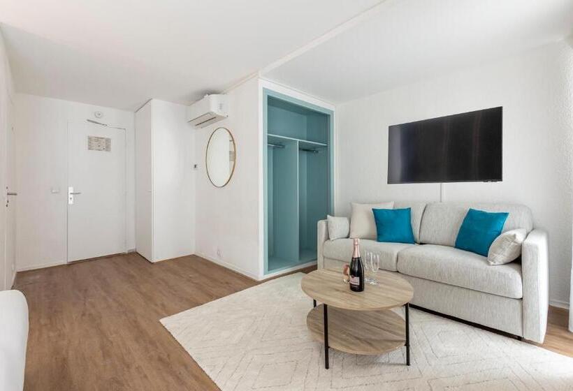 デラックスルーム, Le Bastille By Sweett