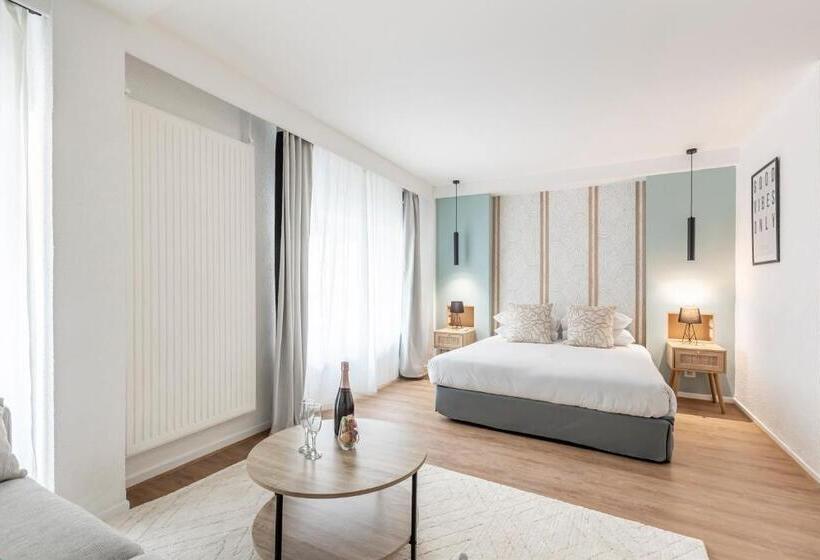 デラックスルーム, Le Bastille By Sweett