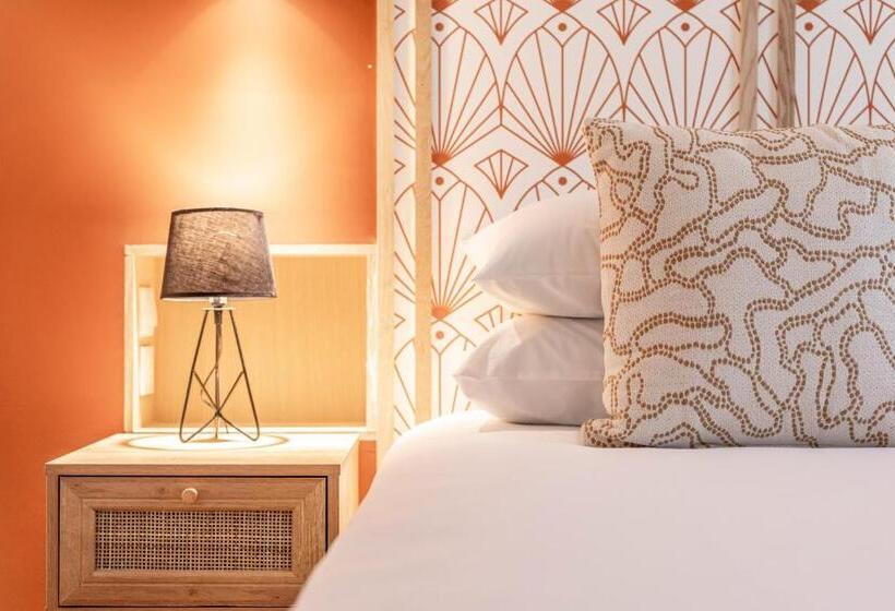 ジュニアスイート, Le Bastille By Sweett