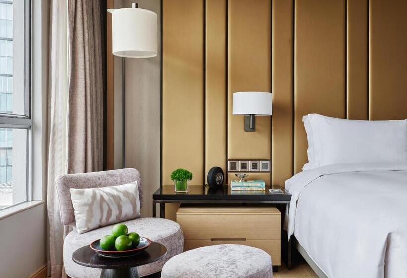 Premium Room, New World Saigon