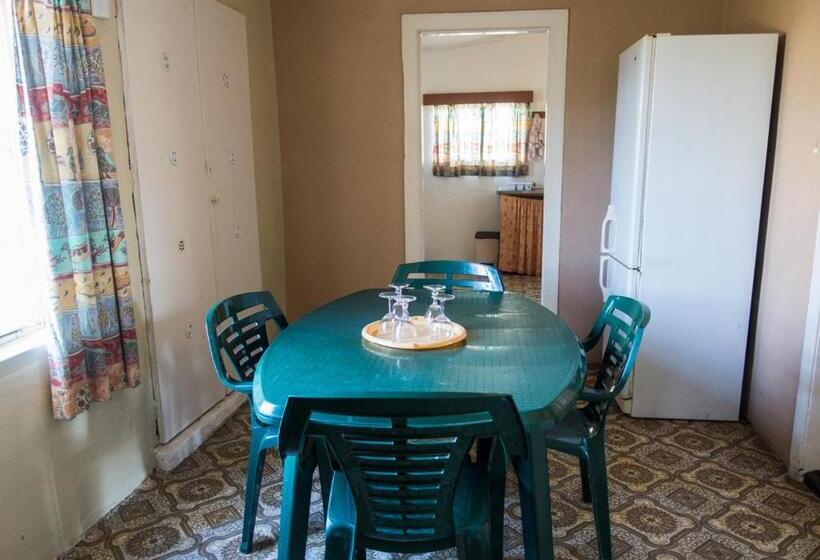 ３ベッドルームスタンダードバンガロー, Sandflats B&b Self Catering