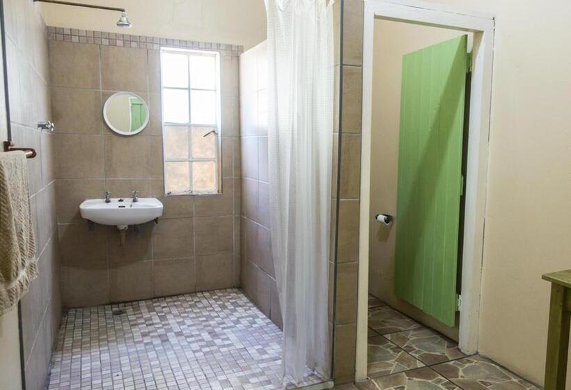 スタンダードバンガロー, Sandflats B&b Self Catering