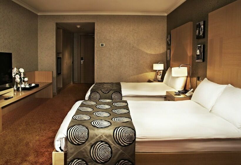 غرفة قياسية, Seyhan