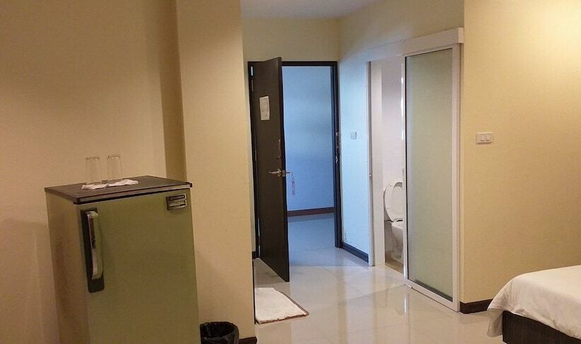 标准间, Sirichai Hotel   Chaiyaphum