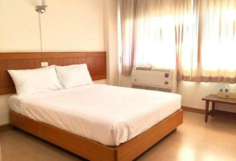 Номер Стандарт, Srivichai