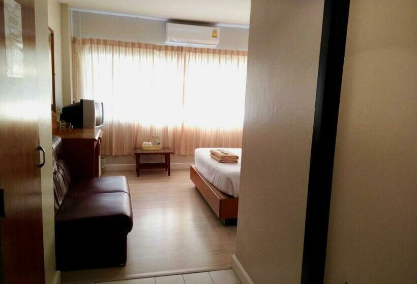 Номер Стандарт, Srivichai