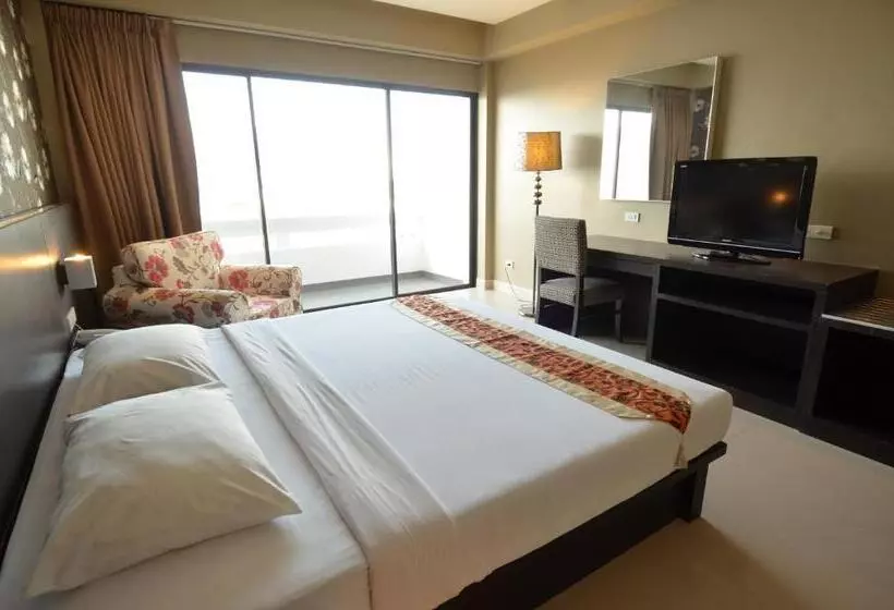اتاق لوکس با چشمانداز شهر, Welcome Plaza Hotel Pattaya