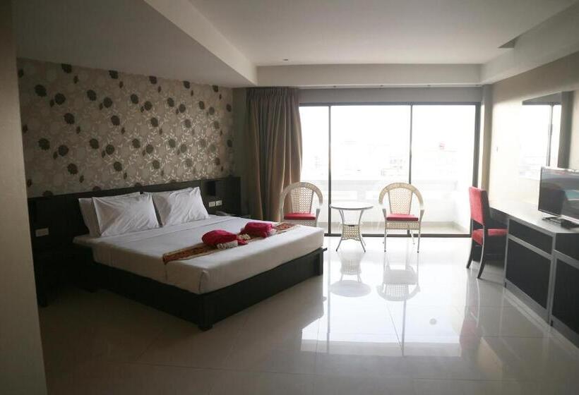 مجموعه ویستا شهر, Welcome Plaza Hotel Pattaya