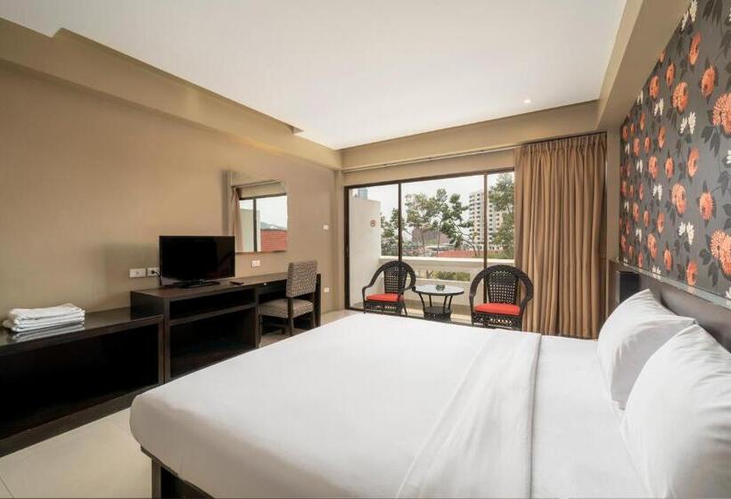 Номер Superior Вид на Город, Welcome Plaza Hotel Pattaya