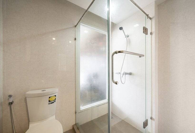 اتاق سوپریور با چشم‌انداز شهر, Welcome Plaza Hotel Pattaya