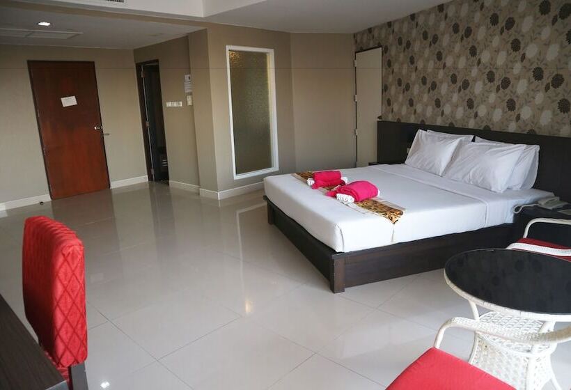 مجموعه ویستا شهر, Welcome Plaza Hotel Pattaya