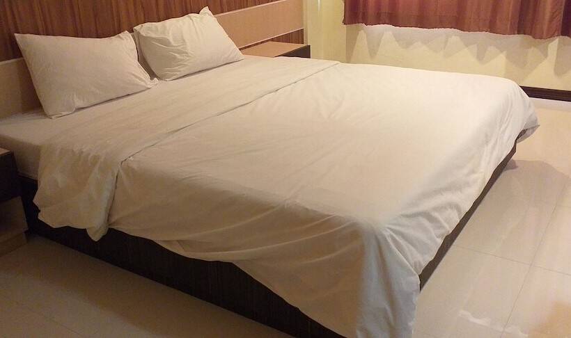 스탠다드 룸, Sirichai Hotel   Chaiyaphum
