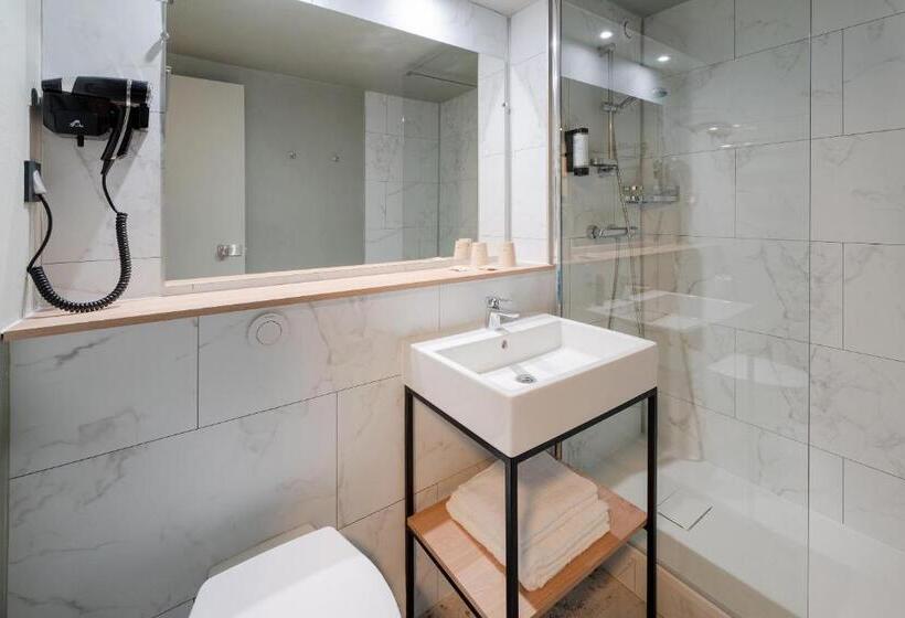 高级大房间, Sure Hotel By Best Western Rochefort Sur Mer