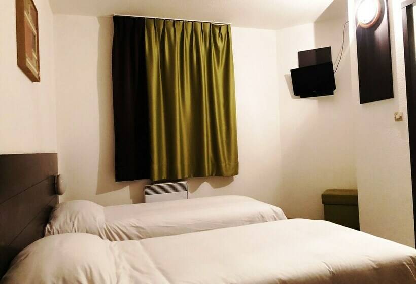 Номер Стандарт Трехместный, Welcomotel Montelimar
