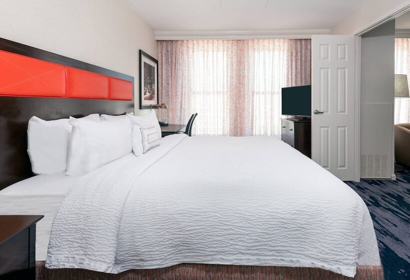 סוויטה, The Connally Hotel Downtown Atlanta, Ascend Hotel Collection
