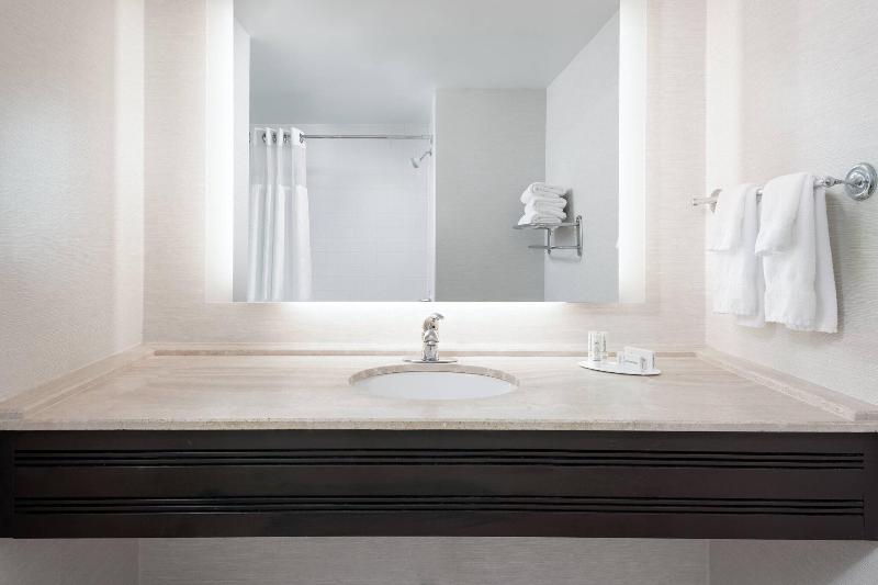 جناح, The Connally Hotel Downtown Atlanta, Ascend Hotel Collection