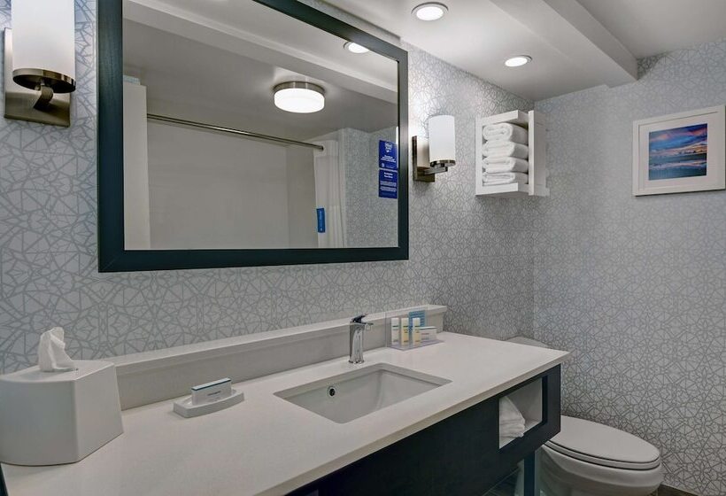 חדר סטנדרט שתי מיטות זוגיות, Hampton Inn Charleston/mount Pleasant Patriots Point