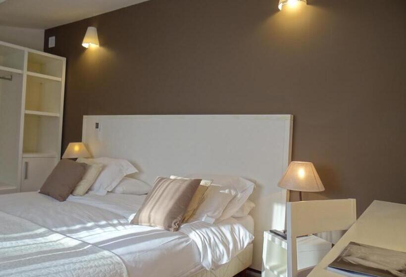 오두막, Le Mas Des Ecureuils